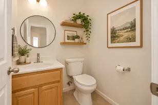 11013 International Dr, Rancho Cordova, CA 95670 - Photo 19