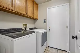 129 Chesterfield Way, Folsom, CA 95630 - Photo 25