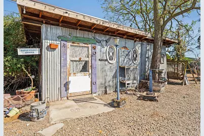 6910 E Lathrop Road, Manteca, CA 95336 - Photo 37