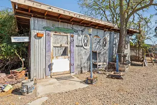 6910 E Lathrop Rd, Manteca, CA 95336 - Photo 37
