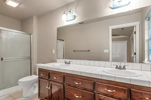 206 Shadowrun, Redding, CA 96003 - Photo 19