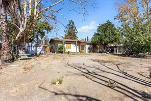 260 Lampasas Ave, Sacramento, CA 95815 - Photo 17