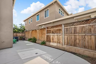 228 E Terra Mia Avenue, Mountain House, CA 95391 - Photo 31