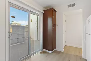 6518 Embarcadero Dr, Stockton, CA 95219 - Photo 7