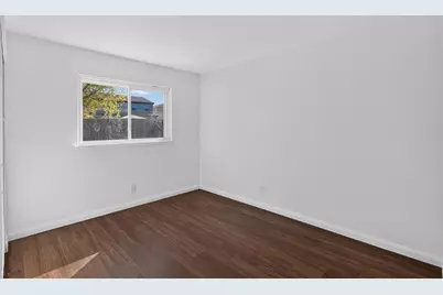 8684 Tiogawoods Drive, Sacramento, CA 95828 - Photo 21
