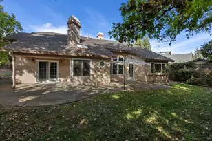 8714 Pathfinder Ct, Orangevale, CA 95662 - Photo 43