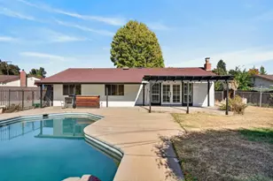 7115 Oakberry Way, Citrus Heights, CA 95621 - Photo 11