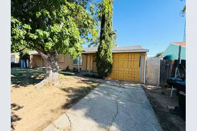 5225 Gordon Drive, Sacramento, CA 95824 - Photo 3