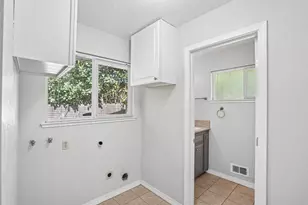5038 Primrose Dr, Fair Oaks, CA 95628 - Photo 15