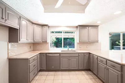 5038 Primrose Drive, Fair Oaks, CA 95628 - Photo 11