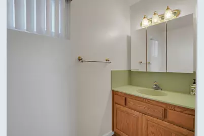 21913 S Airport Way, Manteca, CA 95337 - Photo 13