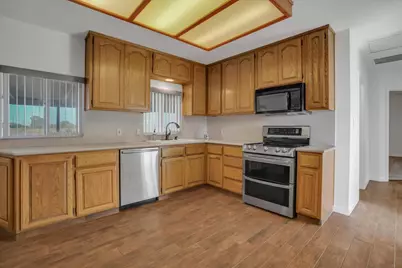 21913 S Airport Way, Manteca, CA 95337 - Photo 17