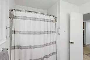 3840 Maudray Way, Carmichael, CA 95608 - Photo 33