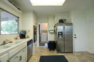 310 W Roseburg Ave, Modesto, CA 95350 - Photo 23