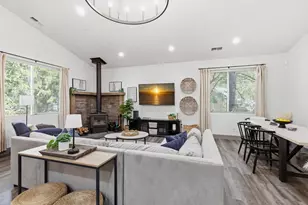 21479 Crystal Falls Dr, Sonora, CA 95370 - Photo 5