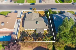 1831 Burgundy Dr, Escalon, CA 95320 - Photo 33