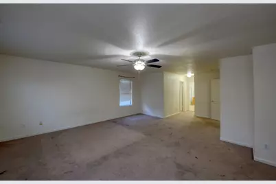 464 Red Robin Drive, Patterson, CA 95363 - Photo 33