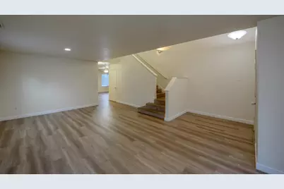 464 Red Robin Drive, Patterson, CA 95363 - Photo 7