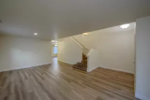 464 Red Robin Dr, Patterson, CA 95363 - Photo 7
