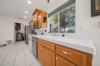 396 Toyon Dr., San Andreas, CA 95249 - Photo 13