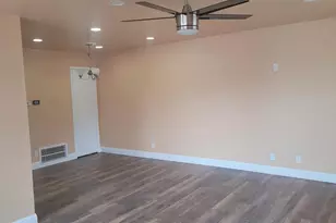 4524 Greenholme Dr, Sacramento, CA 95842 - Photo 7