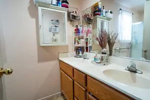 1089 La Mesa St, Escalon, CA 95320 - Photo 7