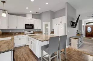 7413 Morgan Lynn Ln, Hughson, CA 95326 - Photo 9