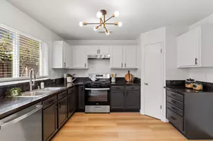 16711 Colonial Trail, Lathrop, CA 95330 - Photo 19