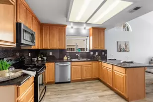 1620 W Kavanagh Ave, Tracy, CA 95376 - Photo 11