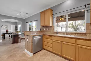 2825 Donner Trail, Riverbank, CA 95367 - Photo 13