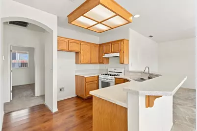 9205 Irish Gold Way, Sacramento, CA 95826 - Photo 7