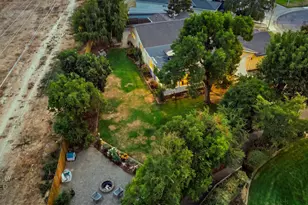 8421 Hollins Ct, Sacramento, CA 95826 - Photo 33
