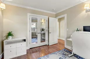 535 37th St, Sacramento, CA 95816 - Photo 31