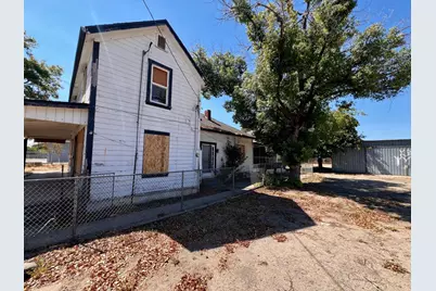 2306 W F Street, Oakdale, CA 95361 - Photo 1