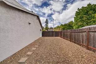 117 Perraud Dr, Folsom, CA 95630 - Photo 33