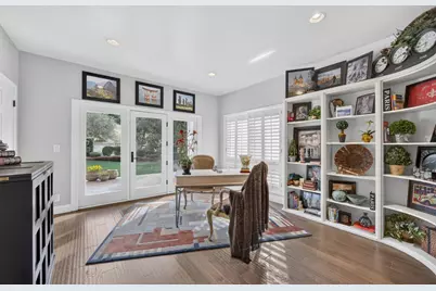 7762 Winding Way, Fair Oaks, CA 95628 - Photo 17