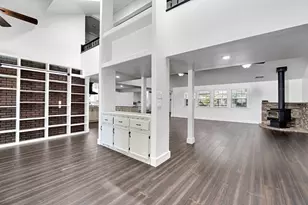 15446 Monreal Rd, Madera, CA 93636 - Photo 9