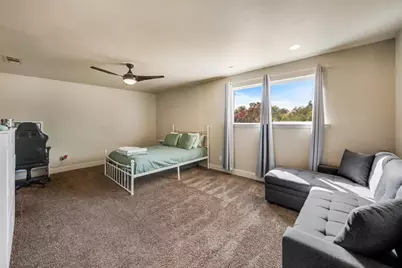 9160 Oak Avenue, Orangevale, CA 95662 - Photo 27