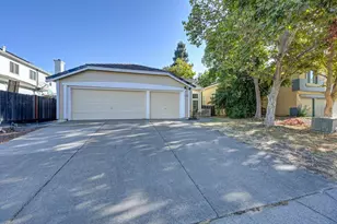 8705 Laguna Star Dr, Elk Grove, CA 95758 - Photo 1