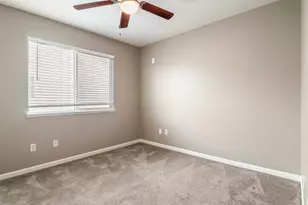 422 Montclair Ln, Tracy, CA 95376 - Photo 21