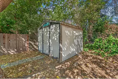 7009 Lincoln Oaks Drive, Fair Oaks, CA 95628 - Photo 35