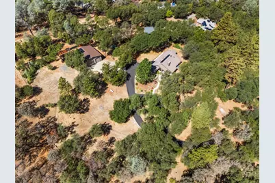 13270 Dry Creek Road, Auburn, CA 95602 - Photo 35
