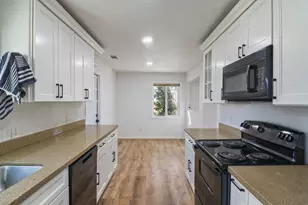 2405 Jasmin Ave, Modesto, CA 95350 - Photo 3