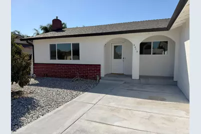 2413 Murray Street, Turlock, CA 95382 - Photo 3
