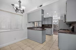 25 Deer Run Cir, San Jose, CA 95136 - Photo 5