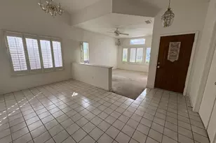 8110 Silverleaf Way, Sacramento, CA 95829 - Photo 5