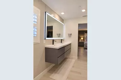 7660 Walpole Way, Elk Grove, CA 95758 - Photo 15