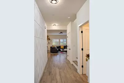 7660 Walpole Way, Elk Grove, CA 95758 - Photo 7