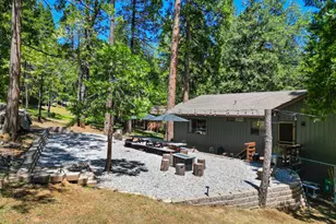 2046 Jerrilynn Dr, Arnold, CA 95223 - Photo 17