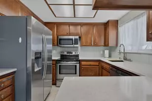 133 W Swain Rd, Stockton, CA 95207 - Photo 17